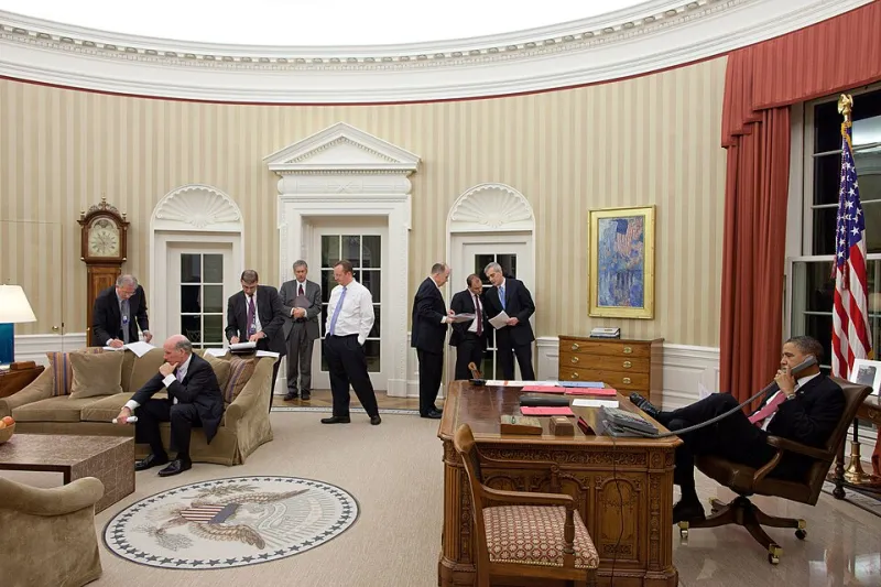 Alone at the Top: How Leadership Strengths Quietly Become Sources of Isolation